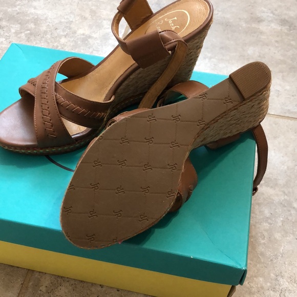 Jack Rogers wedges New in Box! - Picture 5 of 6